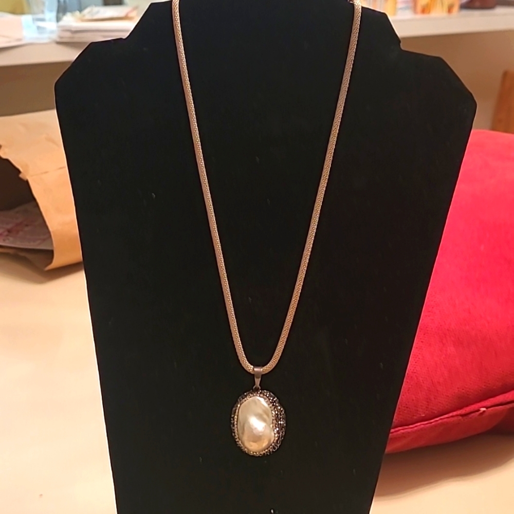 Silver Rope Chain with Pearl Pendant